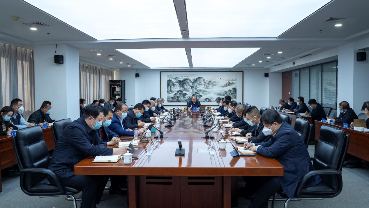 九游会真人第一品牌游戏合营集团召开党委理论学习中心组（扩大）学习会